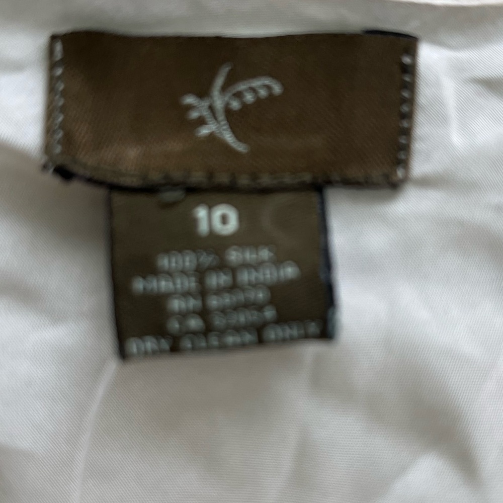 New Anthropologie silk top - Picture 3 of 4